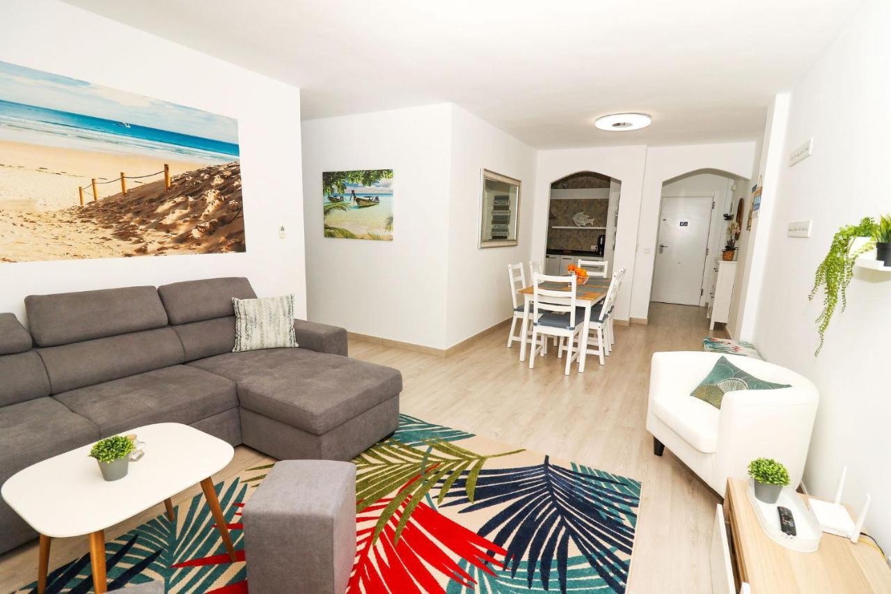 Family Apartment Walking Distance To The Sea And All Amenities Ситио-де-Калаонда Экстерьер фото